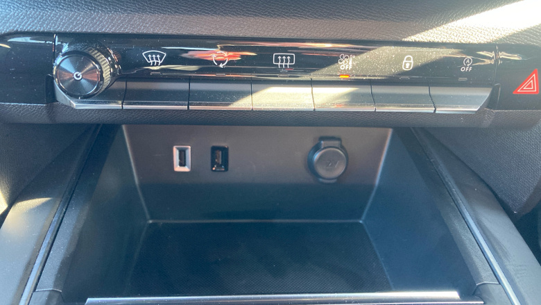 Citroen C5 Aircross 1.2 Hybrid 136 Max Edition 5dr e-DCS6 Petrol Hatchback